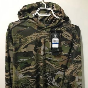 Under armour sweater